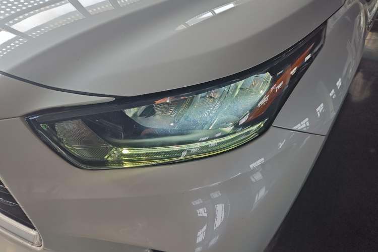 Used Toyota Highlander 2022 Dual-Engine 2.5L 4x4 Elite Edition 7-Seater Left Front Headlight