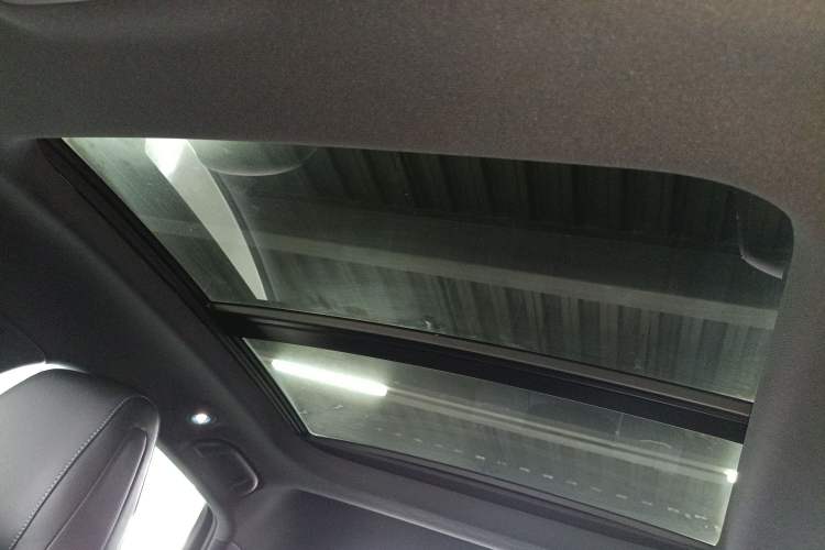 Used BYD Seal 06 New Energy 2025 DM-i Intelligent Drive 120KM Flagship Model Headliner