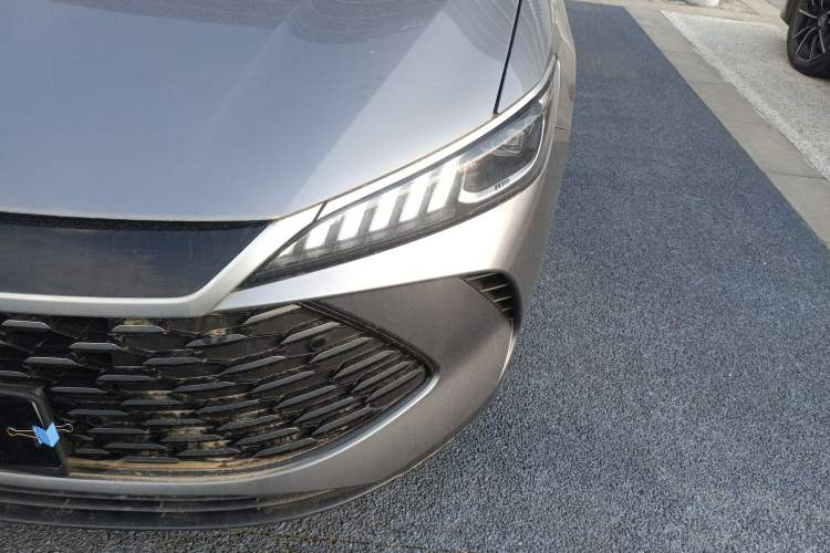 Used BYD Qin PLUS 2025 DM-i Smart Drive 120KM Superior Model
