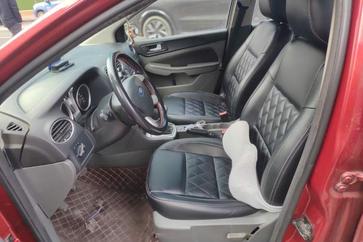 Used Ford Focus 2012 Hatchback Classic 1.8L Manual Base Model
