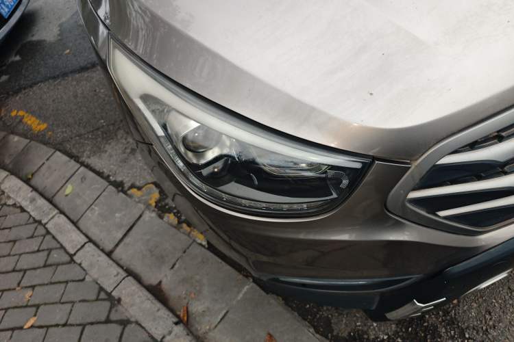 Used Hyundai ix35 2013 2.0L Automatic Two-Wheel Drive Smart GLS China IV Standard Right Front Headlight