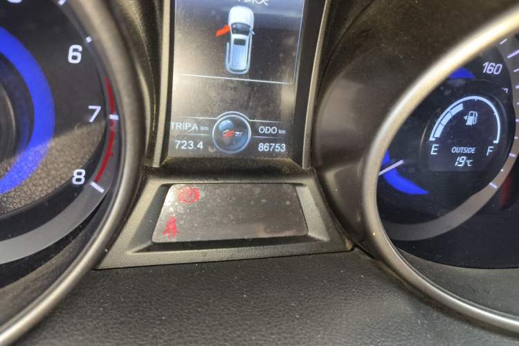 Used CHANGAN CS75 2016 2.0L Manual Luxury Version China V Standard
