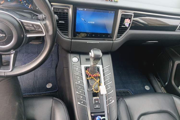 Used Zotye SR9 2017 2.0T Automatic Ultimate Dream Edition
