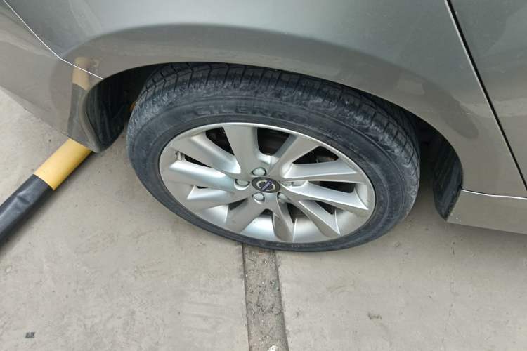 Used Volvo S60 2016 S60L T4 Zhiyuan Edition Right Rear Wheel Hub