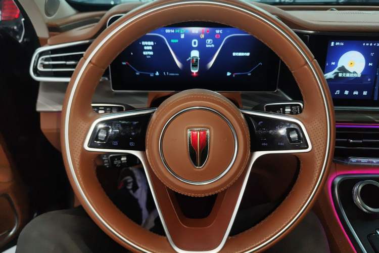 Used Hongqi H9 2022 2.0T Smart Connect Flagship Edition Instrument Cluster