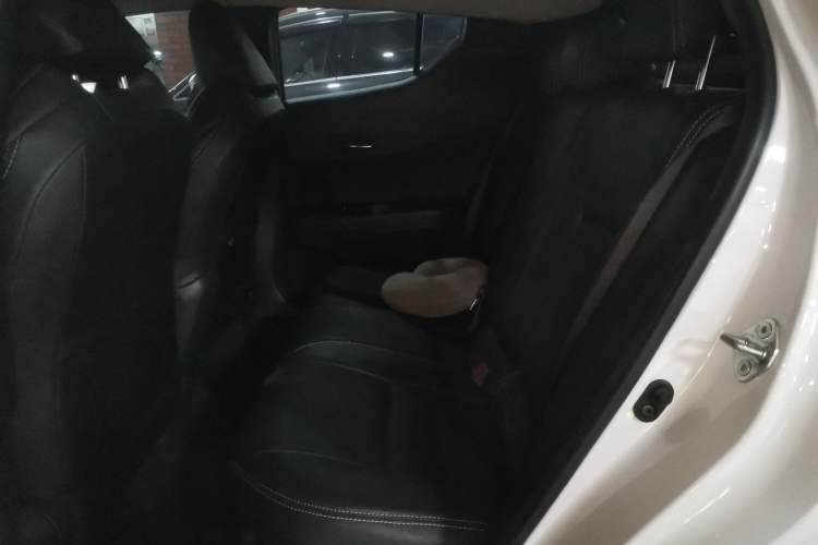 Used Toyota IZOA 2022 2.0L Yixing Version
