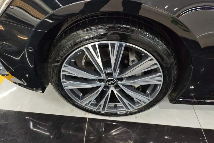 Used Audi A6L 2025 Revised 45 TFSI Prestige Dynamic Edition
