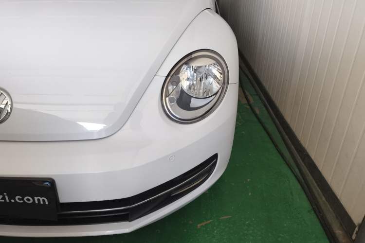 Used Volkswagen Beetle 2015 180TSI model
