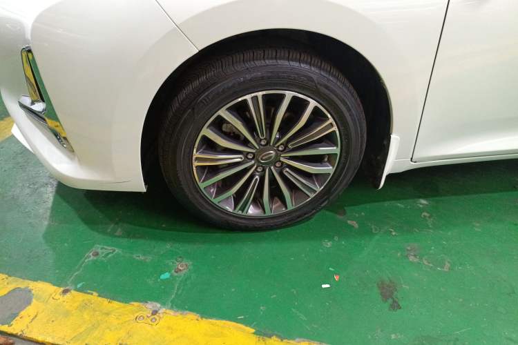 Used GAC Trumpchi M6 2021 270T DCT Luxury Edition (7-seater)