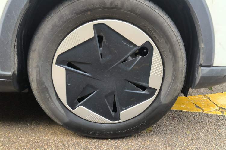 Used Geometry E Firefly 2024 301km Starlight
