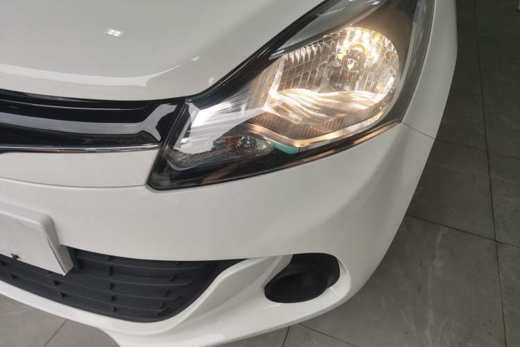 Used Oshan Benni E-Star 2022 Qingxin Edition Colorful Model Lithium-NMC