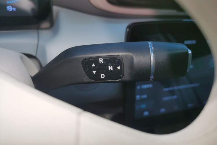 Used Leapmotor T03 2023 310 Lite Edition Gear Lever