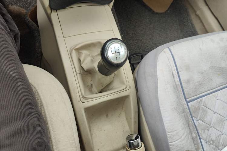 Used Volkswagen Polo 2009 Jingqu 1.4L Manual - Elegant Edition