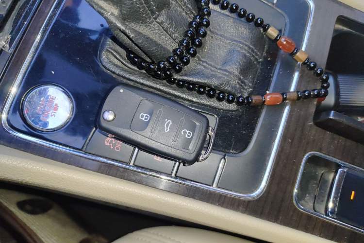 Used Volkswagen Passat 2014 1.8TSI DSG Prestige Navigation Edition
