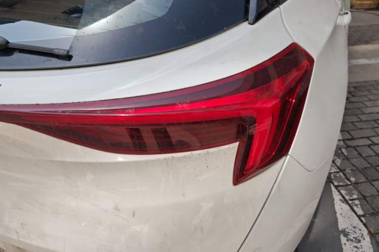 Used Buick Velite 6 2020 Connected Smart Enjoyment PLUS Exterior 3