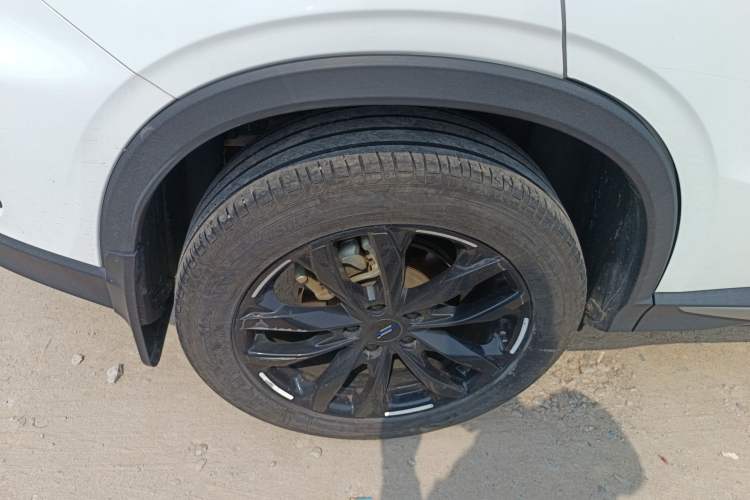 Used CHANGAN OSHAN X5 PLUS 2023 1.5T DCT Excellence Edition Right Rear Wheel Hub