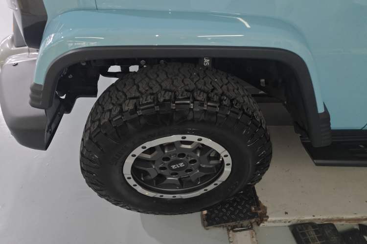 Used 212 T01 2025 2.0T Changfeng