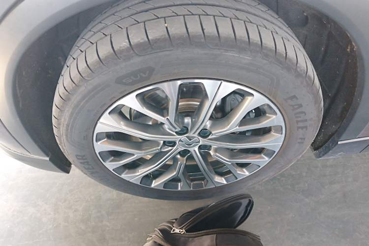 Used Nio ES6 2024 75 kWh
