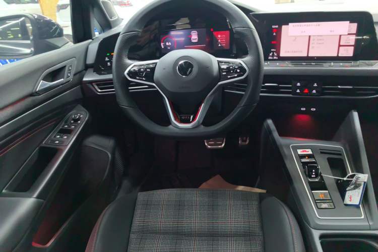 Used Volkswagen Golf GTI 2021 Facelift 380TSI DSG GTI
