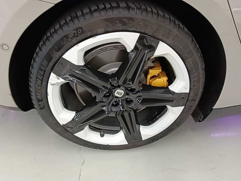 Used Xiaomi Auto SU7 2024 Rear-Drive Long-Range Intelligent Driving Version — 25