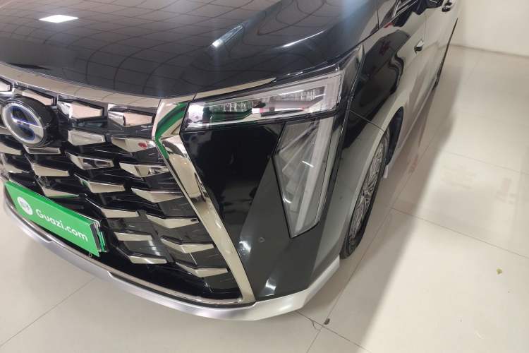 Used GAC Trumpchi Xiangwang M8 2025 Kunkun Series Ultra First-Class Cabin
