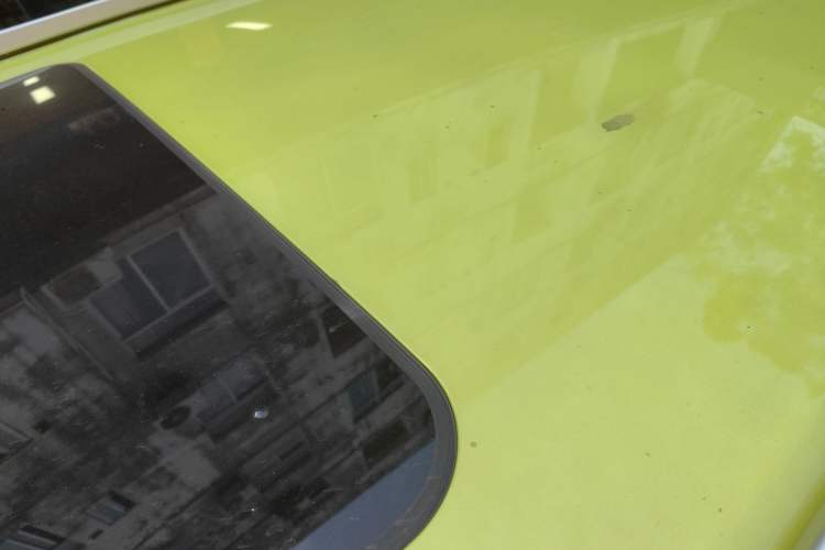 Used Wuling Alvez 2022 1.5L Manual Comfort Version Roof