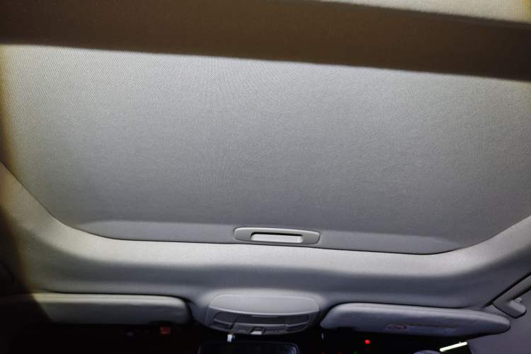 Used Ford Mondeo New Energy 2018 2.0 PHEV Smart-Control Luxury Version China VI Standard
