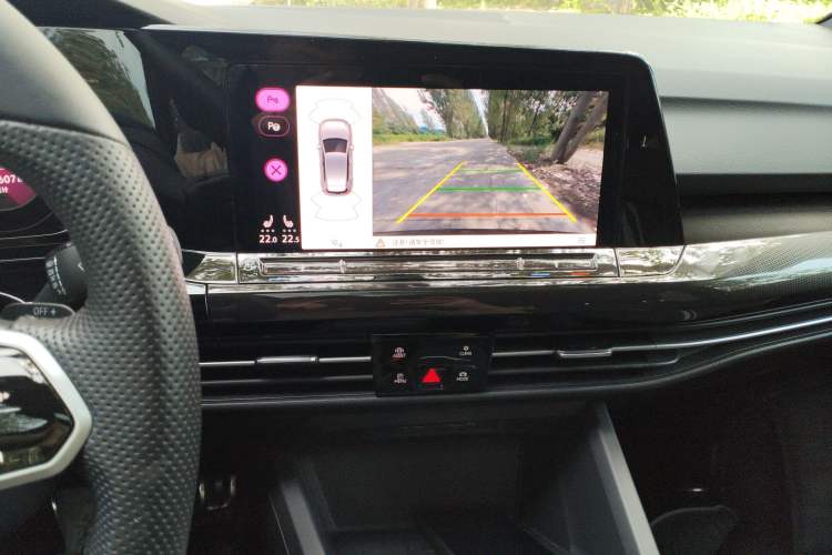 Used Volkswagen Golf 2023 Facelift 280TSI DSG R-Line Lite