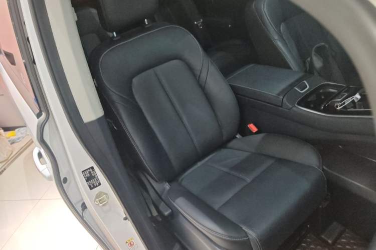 Used GAC Trumpchi M8 2023 Lingxiu Series 390T Prestige Edition
