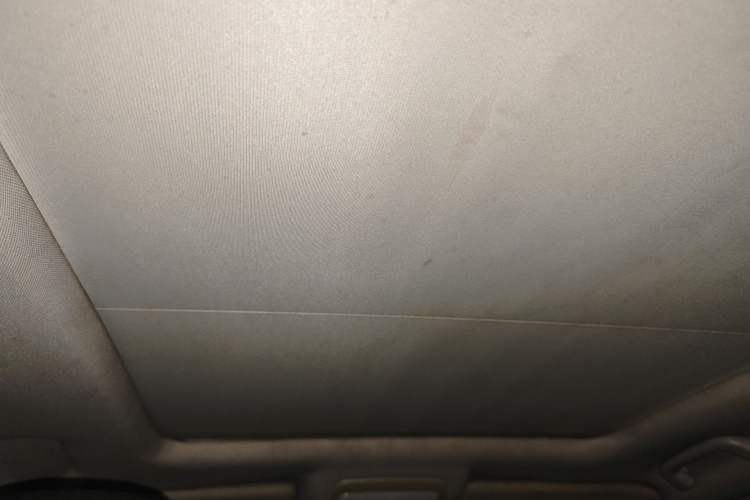 Used Zotye Domy X5 2015 1.5T Manual Luxury Version China IV Standard Headliner