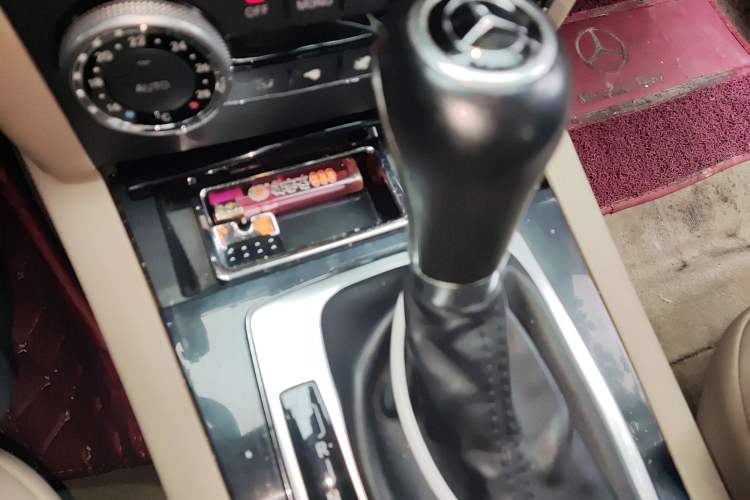 Used Mercedes-Benz GLK-Class 2011 GLK 300 4MATIC Dynamic Model
