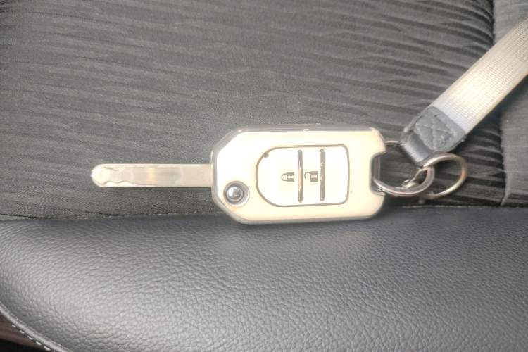 Used Honda Vezel 2020 1.5L CVT Pioneer Edition Vehicle Key