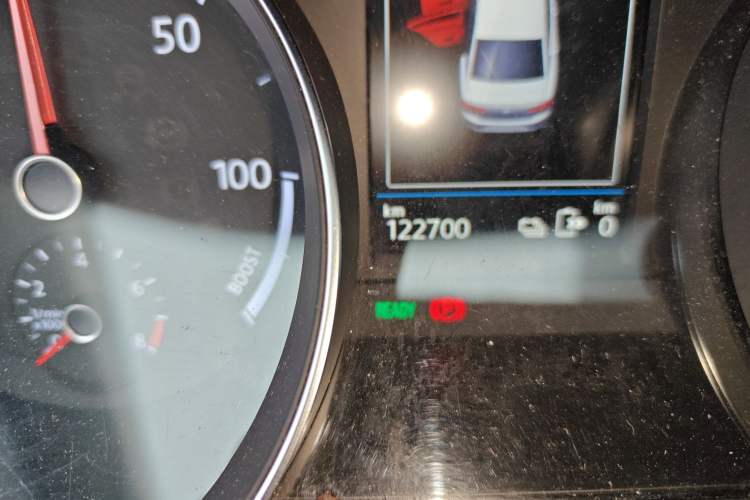 Used Volkswagen Magotan GTE Plug-in Hybrid 2020 GTE Luxury Model Odometer Close Up