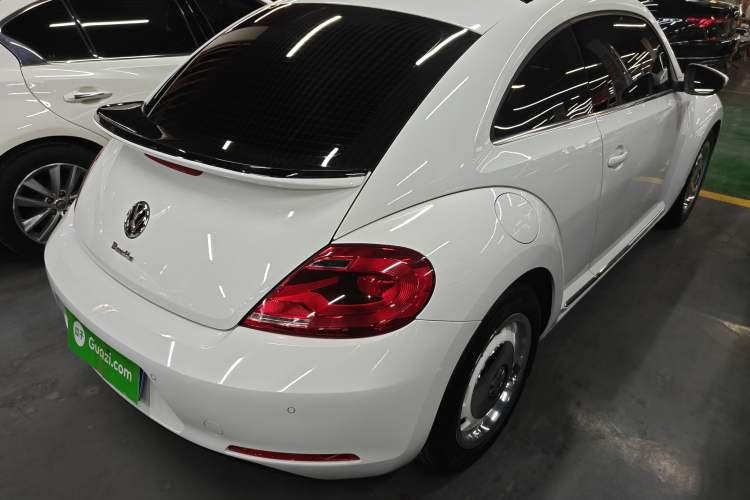 Used Volkswagen Beetle 2015 180TSI model Rear Right 45 Deg