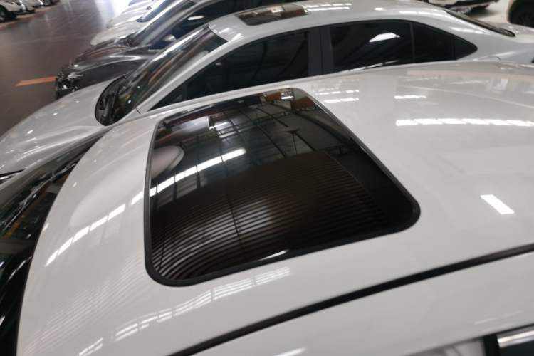 Used Toyota Levin 2022 Dual-Motor 1.8H E-CVT Sport Edition
