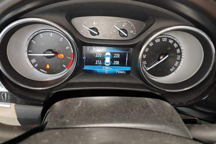 Used Buick Verano 2017 Sedan 15S Automatic Leading Model Odometer Close Up