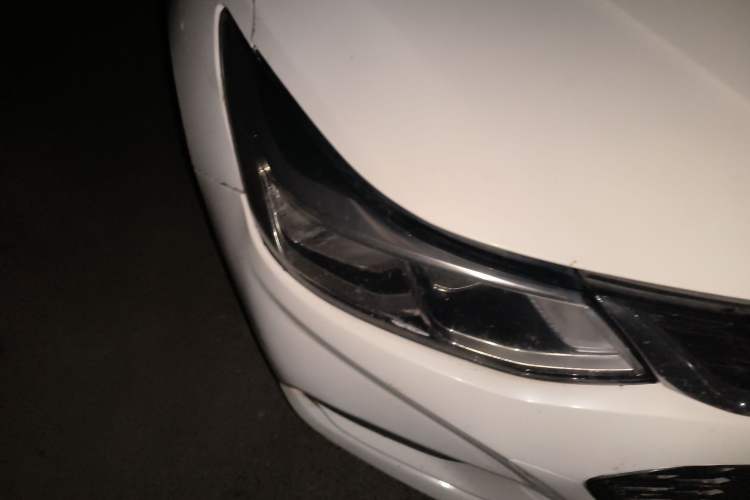 Used Chevrolet Cruze 2018 Revised Version 320 Automatic Pioneer Edition Right Front Headlight