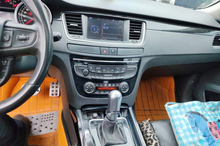 Used Peugeot 508 2011 2.3L Automatic Flagship Edition Audio And AC Panel