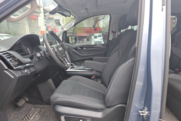 Used SAIC MAXUS G20 2021 Facelifted PLUS 2.0T Gasoline Automatic Luxury Edition