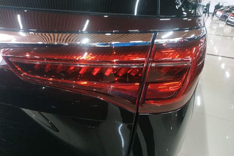 Used Buick GL8 2020 Avenir Avia Six-Seat Deluxe Edition
