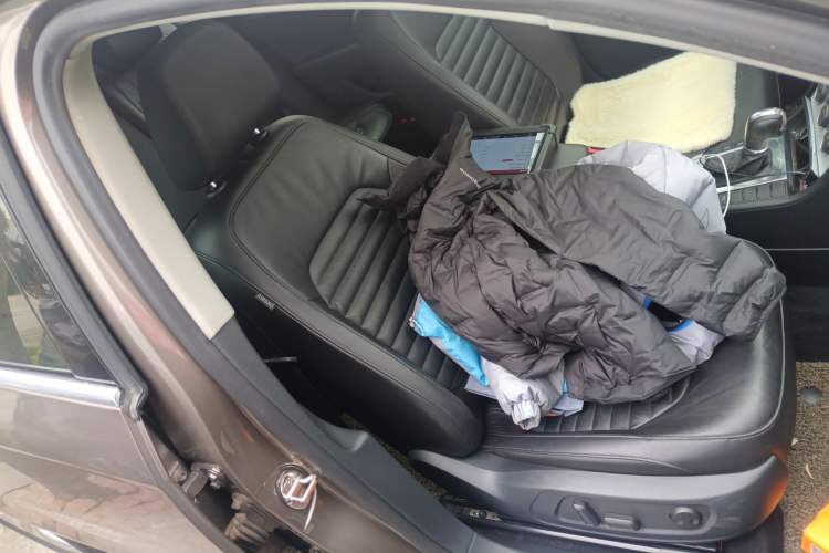 Used Volkswagen Magotan 2016 1.8TSI Smart Enjoyment Leading Model Right Front Seat