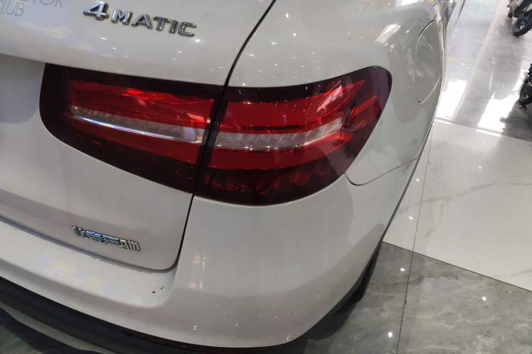 Used Mercedes-Benz GLC 2016 GLC 260 4MATIC Dynamic Edition