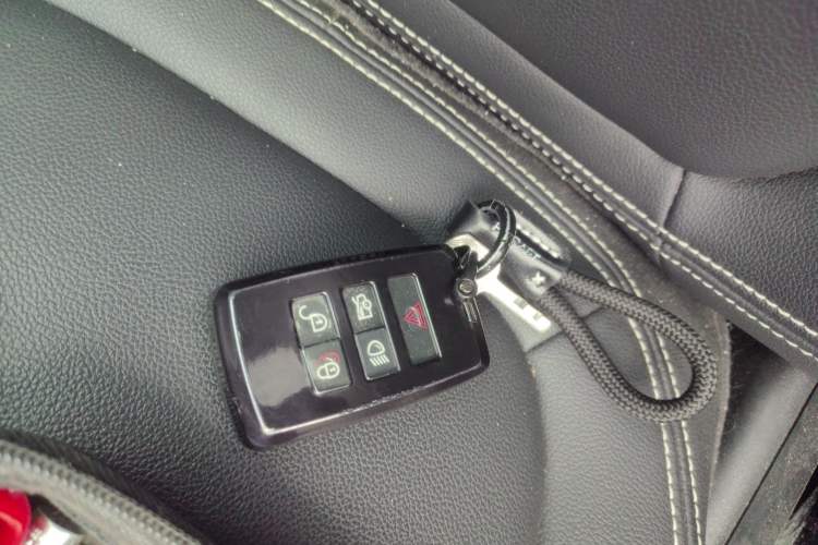 Used Jaguar XEL 2020 2.0T 200PS R-DYNAMIC Youth Sports Edition Vehicle Key