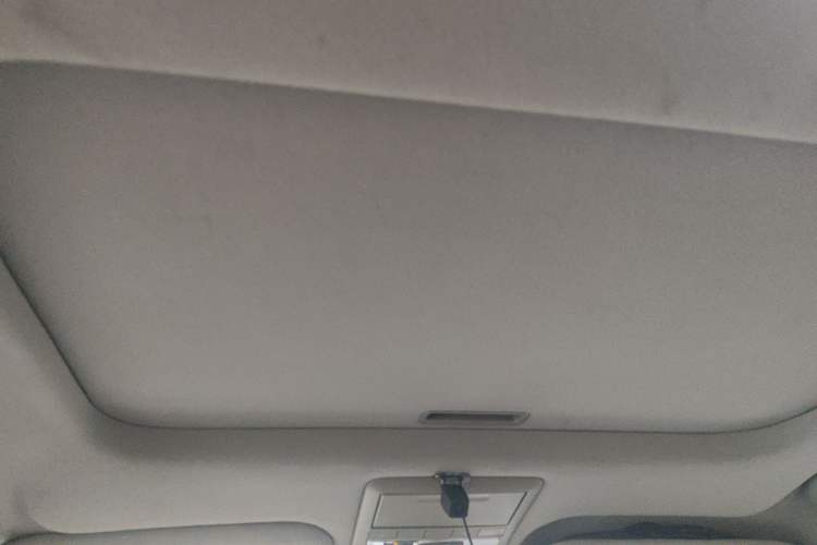 Used Chevrolet Captiva 2012 2.4L 4x4 Flagship Edition 7 Seats Headliner