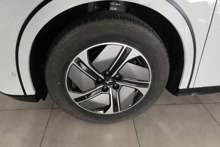 Used XPeng G6 2023 580 Long-Range Pro Left Front Wheel Hub