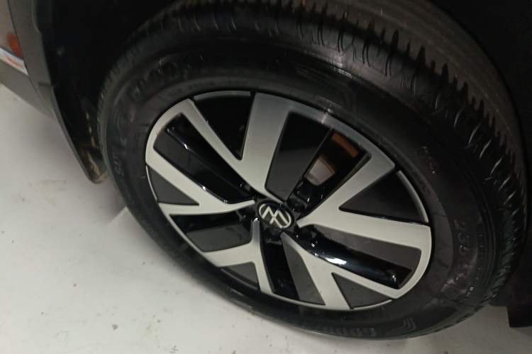 Used Volkswagen Tayron 2023 280TSI Two-Wheel-Drive Luxury Plus Advanced Version Exterior 5