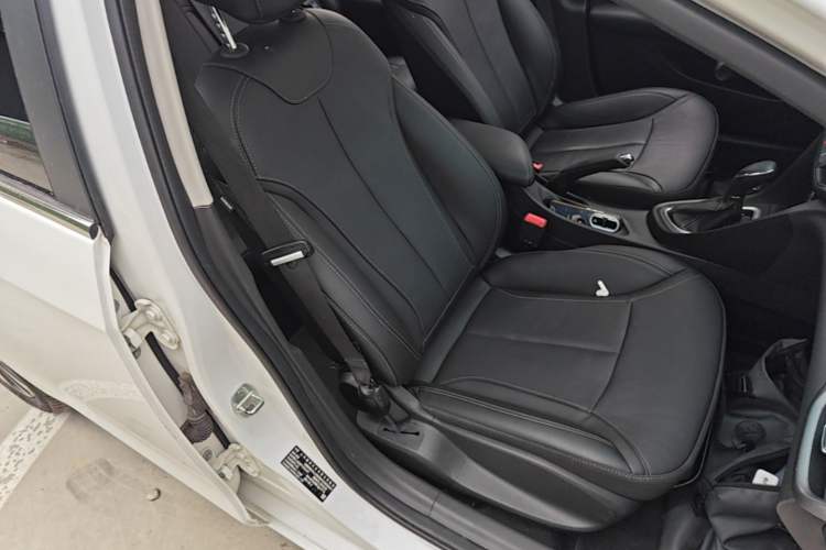 Used Buick Excelle GX 2018 18T Automatic Elite Model

