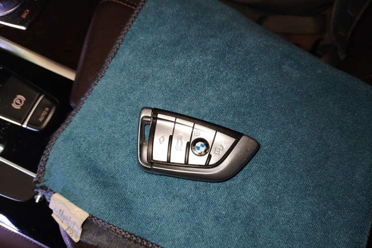 Used BMW 5 Series 2020 525Li Luxury Package
