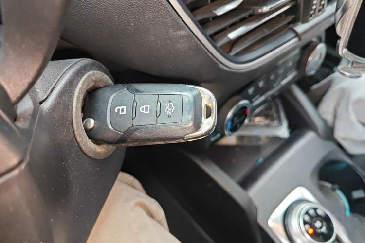 Used Ford Focus 2019 Sedan EcoBoost 180 Automatic Trend Edition Vehicle Key