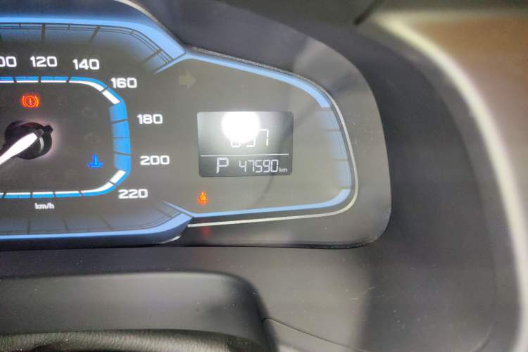 Used Roewe 360 2015 1.5L Automatic Luxury Edition
